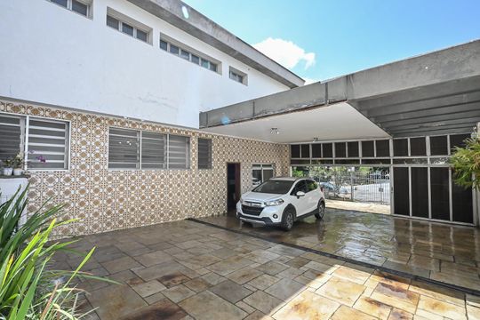 Garagem de casa à venda com 4 quartos, 317m² em Morumbi, São Paulo