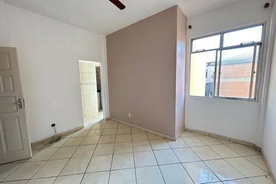Apartamento para alugar com 2 quartos, 40m² em Abolição, Rio de Janeiro