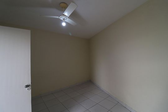 Quarto 2 de apartamento para alugar com 2 quartos, 120m² em Jardim Guanabara, Rio de Janeiro
