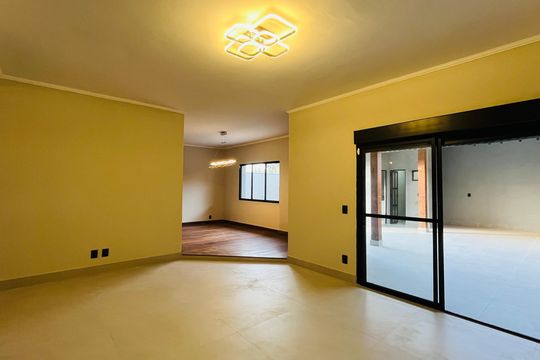 Casa à venda com 3 quartos, 260m² em Jardim Chapadão, Campinas