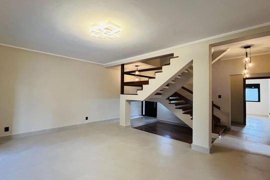 Casa à venda com 3 quartos, 260m² em Jardim Chapadão, Campinas