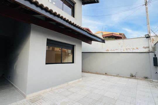 Casa à venda com 3 quartos, 260m² em Jardim Chapadão, Campinas