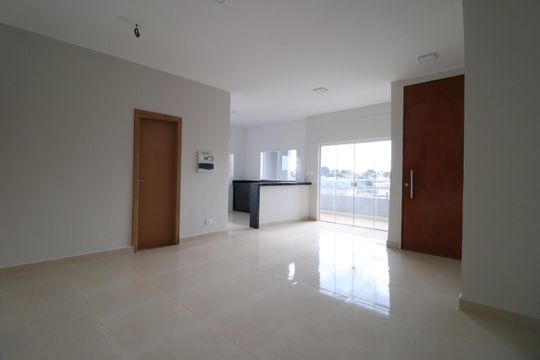 Apartamento para alugar com 2 quartos, 80m² em Jardim Ipanema, Uberlândia