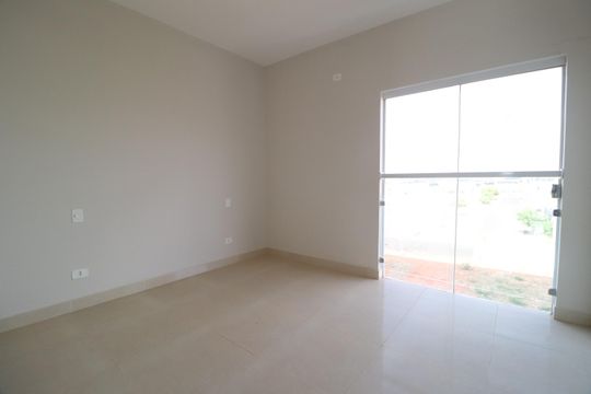 Quarto 2 de apartamento para alugar com 2 quartos, 80m² em Jardim Ipanema, Uberlândia