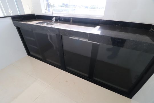 Cozinha de apartamento para alugar com 2 quartos, 80m² em Jardim Ipanema, Uberlândia