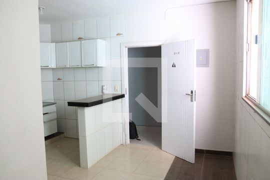 Sala de apartamento para alugar com 2 quartos, 60m² em Setor dos Funcionários, Goiânia