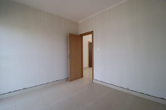 Quarto 2 de apartamento para alugar com 2 quartos, 80m² em Jardim Ipanema, Uberlândia