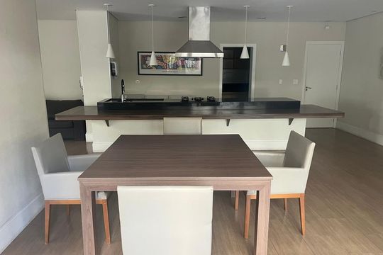 Área externa de apartamento à venda com 3 quartos, 128m² em Vila Mariana, São Paulo