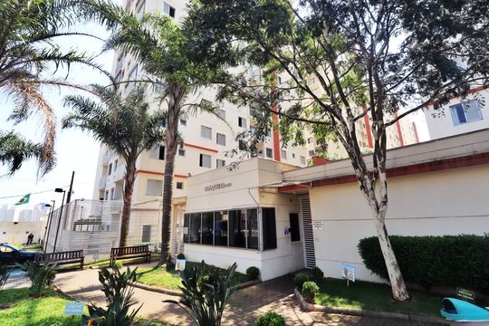Fachada do condomínio de apartamento para alugar com 3 quartos, 67m² em Vila Homero Thon, Santo André