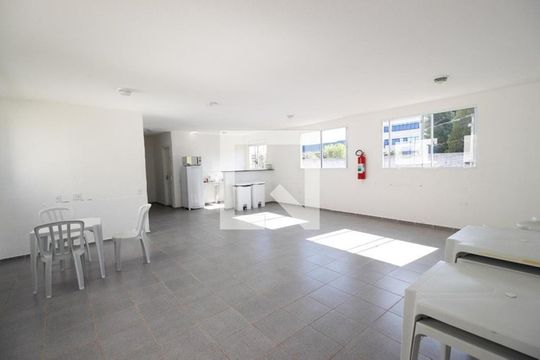 Área externa de casa de condomínio para alugar com 2 quartos, 43m² em Vila Jaraguá, São Paulo