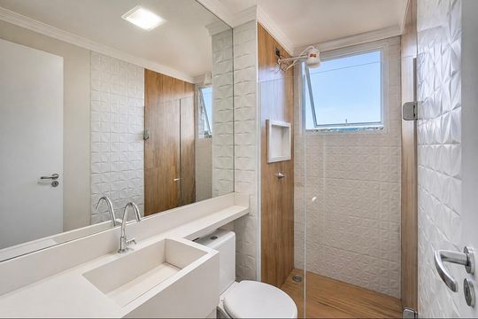 Banheiro de casa de condomínio para alugar com 2 quartos, 43m² em Vila Jaraguá, São Paulo