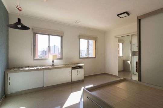 Sala de apartamento para alugar com 1 quarto, 40m² em Centro, Campinas