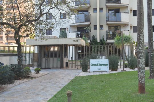 Fachada e portaria de apartamento para alugar com 4 quartos, 131m² em Jardim Sao Luiz, Ribeirão Preto