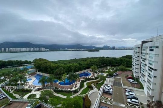 Vista de apartamento à venda com 2 quartos, 82m² em Barra da Tijuca, Rio de Janeiro