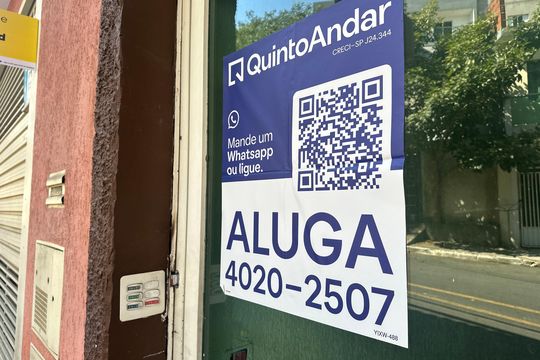 Fachada de casa para alugar com 1 quarto, 45m² em Parque Ribeiro de Lima, Barueri