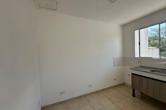Cozinha de casa para alugar com 1 quarto, 45m² em Parque Ribeiro de Lima, Barueri