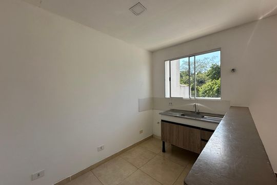 Cozinha de casa para alugar com 1 quarto, 45m² em Parque Ribeiro de Lima, Barueri