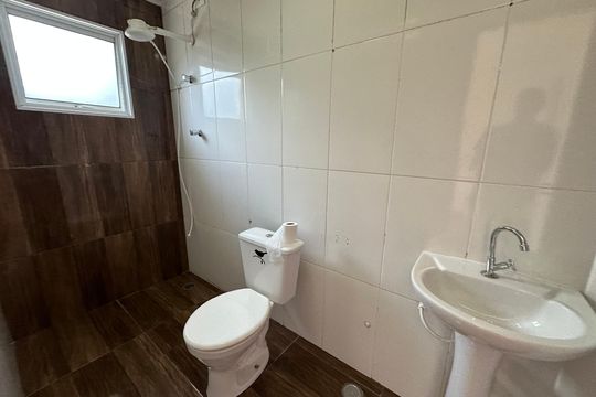 Banheiro de casa para alugar com 1 quarto, 45m² em Parque Ribeiro de Lima, Barueri