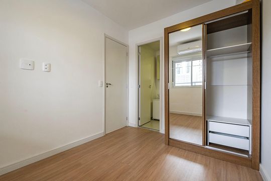 Suíte de apartamento para alugar com 1 quarto, 30m² em Pinheiros, São Paulo