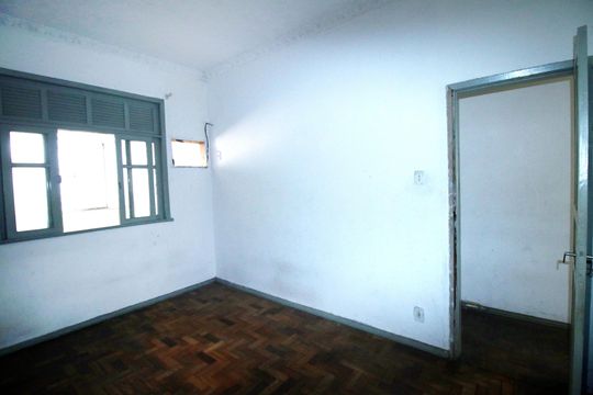 Quarto 2 de casa à venda com 2 quartos, 180m² em Irajá, Rio de Janeiro