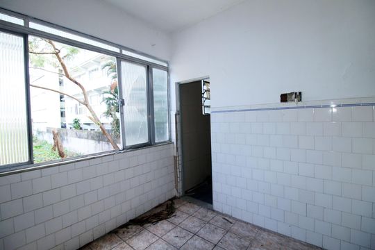 Copa de casa à venda com 2 quartos, 180m² em Irajá, Rio de Janeiro