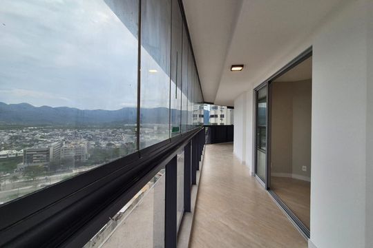 Varanda de apartamento para alugar com 2 quartos, 97m² em Recreio dos Bandeirantes, Rio de Janeiro