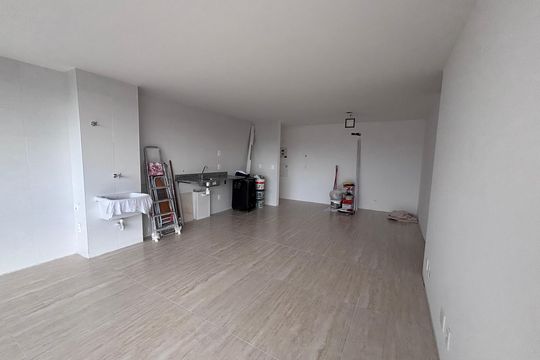 Sala de apartamento para alugar com 2 quartos, 97m² em Recreio dos Bandeirantes, Rio de Janeiro