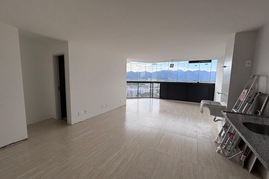 Apartamento para alugar com 2 quartos, 97m² em Recreio dos Bandeirantes, Rio de Janeiro