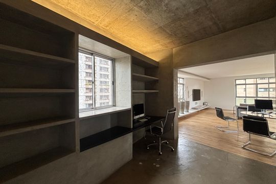 Corredor de apartamento para alugar com 2 quartos, 185m² em Jardim Europa, São Paulo