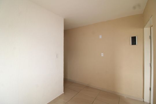 Sala / Cozinha de apartamento para alugar com 2 quartos, 45m² em Parque Peruche, São Paulo