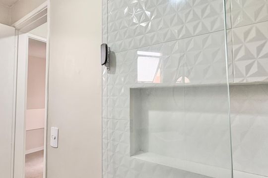 Banheiro de apartamento à venda com 2 quartos, 50m² em Piqueri, São Paulo