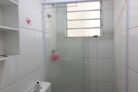Banheiro Social de apartamento à venda com 2 quartos, 49m² em Jardim Borborema, São Bernardo do Campo