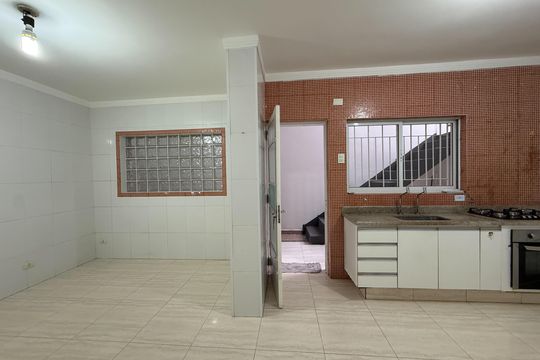 Cozinha de casa à venda com 3 quartos, 180m² em Parque Sao Luis, São Paulo