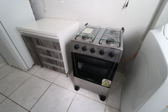 Cozinha de apartamento para alugar com 2 quartos, 44m² em Gávea, Uberlândia