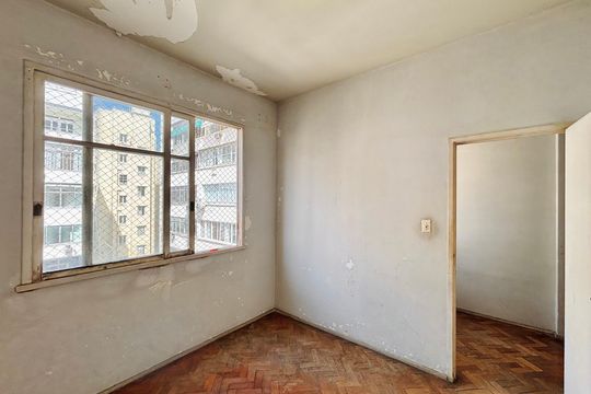 Quarto de apartamento para alugar com 2 quartos, 80m² em Copacabana, Rio de Janeiro