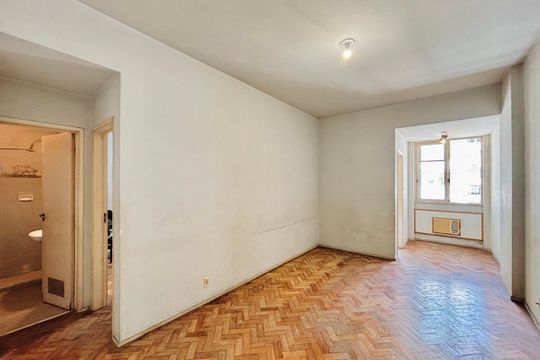 Apartamento para alugar com 2 quartos, 80m² em Copacabana, Rio de Janeiro