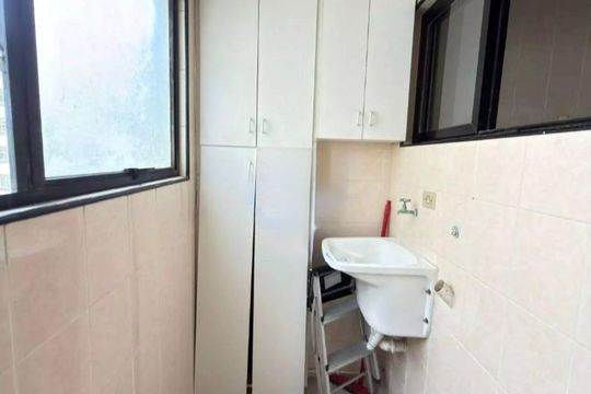 Área de serviço de apartamento para alugar com 1 quarto, 56m² em Vila Assuncao, Praia Grande