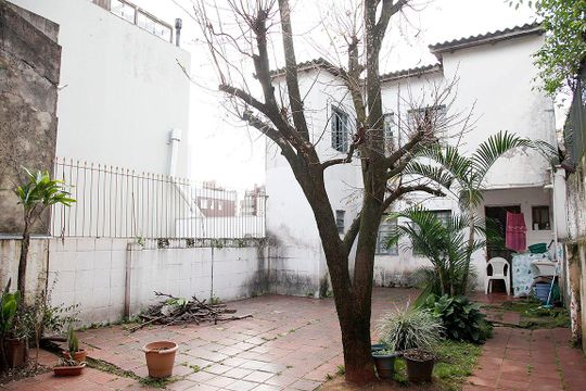Pátio de casa à venda com 4 quartos, 250m² em Boa Vista, Porto Alegre