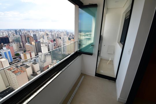  Sala - Sacada de apartamento para alugar com 1 quarto, 46m² em Centro, Campinas