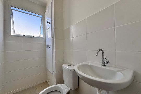 Banheiro Social de apartamento para alugar com 2 quartos, 66m² em Recreio, Rio de Janeiro