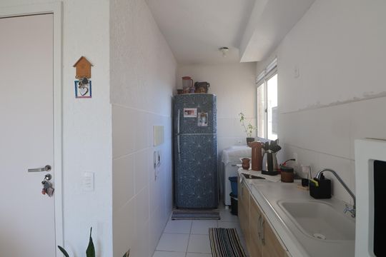Cozinha e Área de Serviço de apartamento para alugar com 2 quartos, 51m² em Marechal Rondon, Canoas