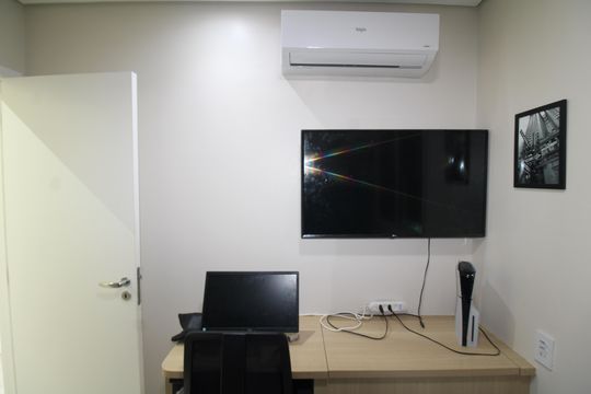 Quarto 1 de apartamento para alugar com 2 quartos, 75m² em Jardim São Paulo, São Paulo
