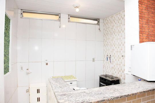 Cozinha + Área de Serviço de apartamento para alugar com 1 quarto, 38m² em Menino Deus, Porto Alegre