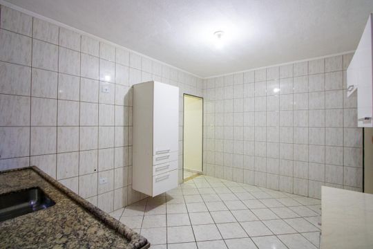 Cozinha de casa para alugar com 3 quartos, 110m² em Cidade São Jorge, Santo André