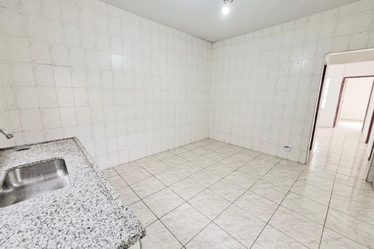 Cozinha de casa para alugar com 3 quartos, 250m² em Jardim Del Rey, São José dos Campos