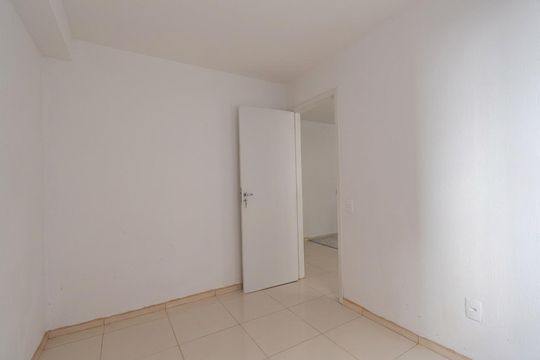 Quarto de apartamento à venda com 2 quartos, 35m² em Jardim Santa Adelia, São Paulo