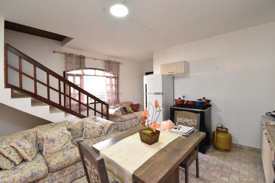 Sala/Cozinha de apartamento para alugar com 1 quarto, 130m² em Cruzeiro, São José dos Pinhais
