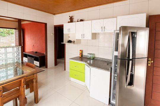 Cozinha de casa para alugar com 2 quartos, 350m² em Sarandi, Porto Alegre