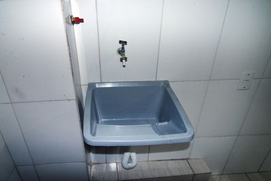 Área de Serviço de kitnet/studio para alugar com 1 quarto, 25m² em Parada de Lucas, Rio de Janeiro