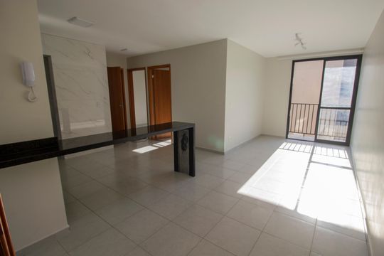 Apartamento à venda com 2 quartos, 56m² em Sh Sol Nascente, Brasília